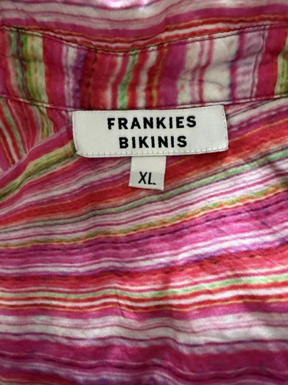 Frankies Bikinis Women’s Button Up Top in Pink Pattern Size XL